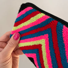 Load image into Gallery viewer, Chevron Clutch