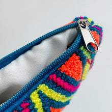 Load image into Gallery viewer, Rio Clutch