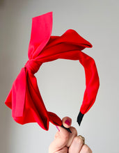 Load image into Gallery viewer, Statement Bow Headband
