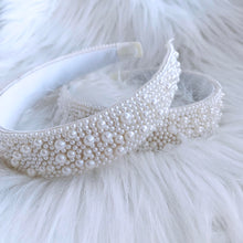 Load image into Gallery viewer, Tiffany Pearl Headband

