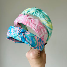 Load image into Gallery viewer, Marbled Knotted Headband
