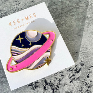 Saturn Pin