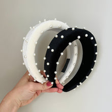 Load image into Gallery viewer, Plush Pearl Headband
