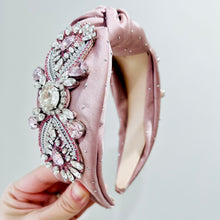Load image into Gallery viewer, Versailles Headband
